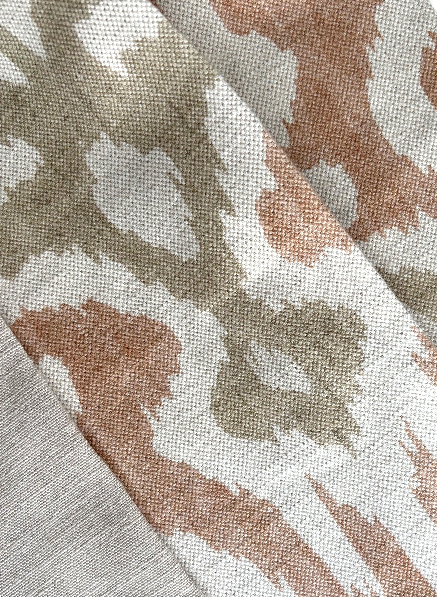 Ikat tierra
